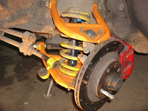 Фото ремонта передней подвески в Калуге.
